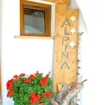 Alpina Oetztal アパート ザウテンス