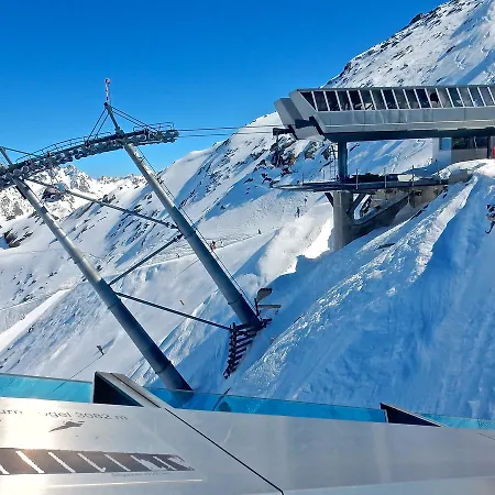 Alpina Lejlighed Sautens